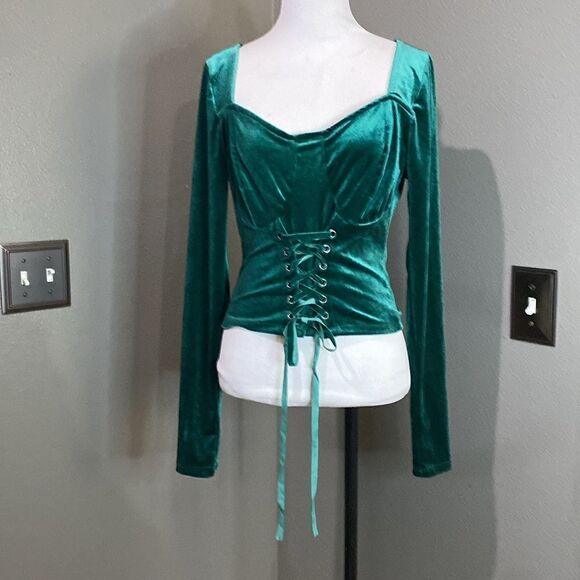 Thorne & Fable Velvet Green Corset Lace-Up Crop Long-Sleeve - Picture 3 of 10